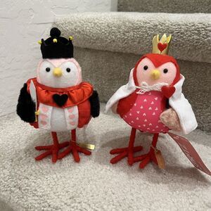 2 Target Spritz Feathery Friends 2024 Valentine’s Day Birds Queenie Kingsley NWT